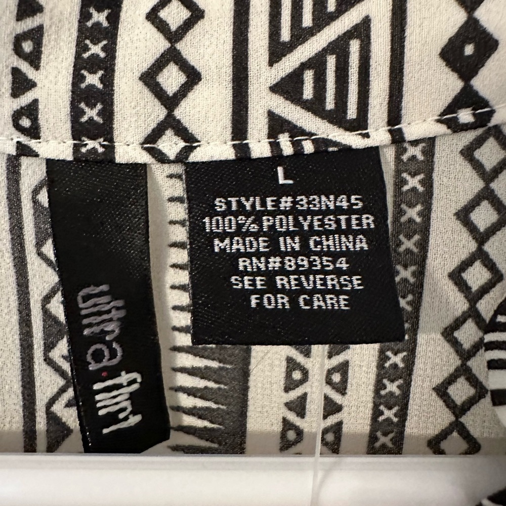 White & Black Aztec Blouse - Picture 2 of 3